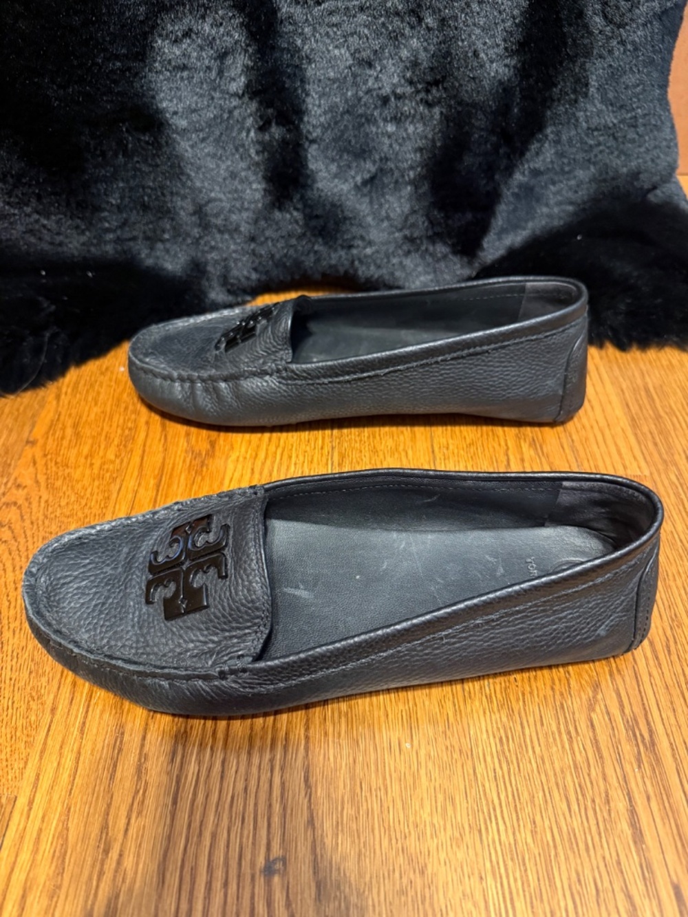 Tory Burch black Lowell driving shoes - Picture 5 of 7